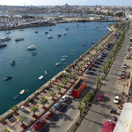 Brand New 2 Bed 2 Bath Apartment In Sliema By The Sea Екстериор снимка