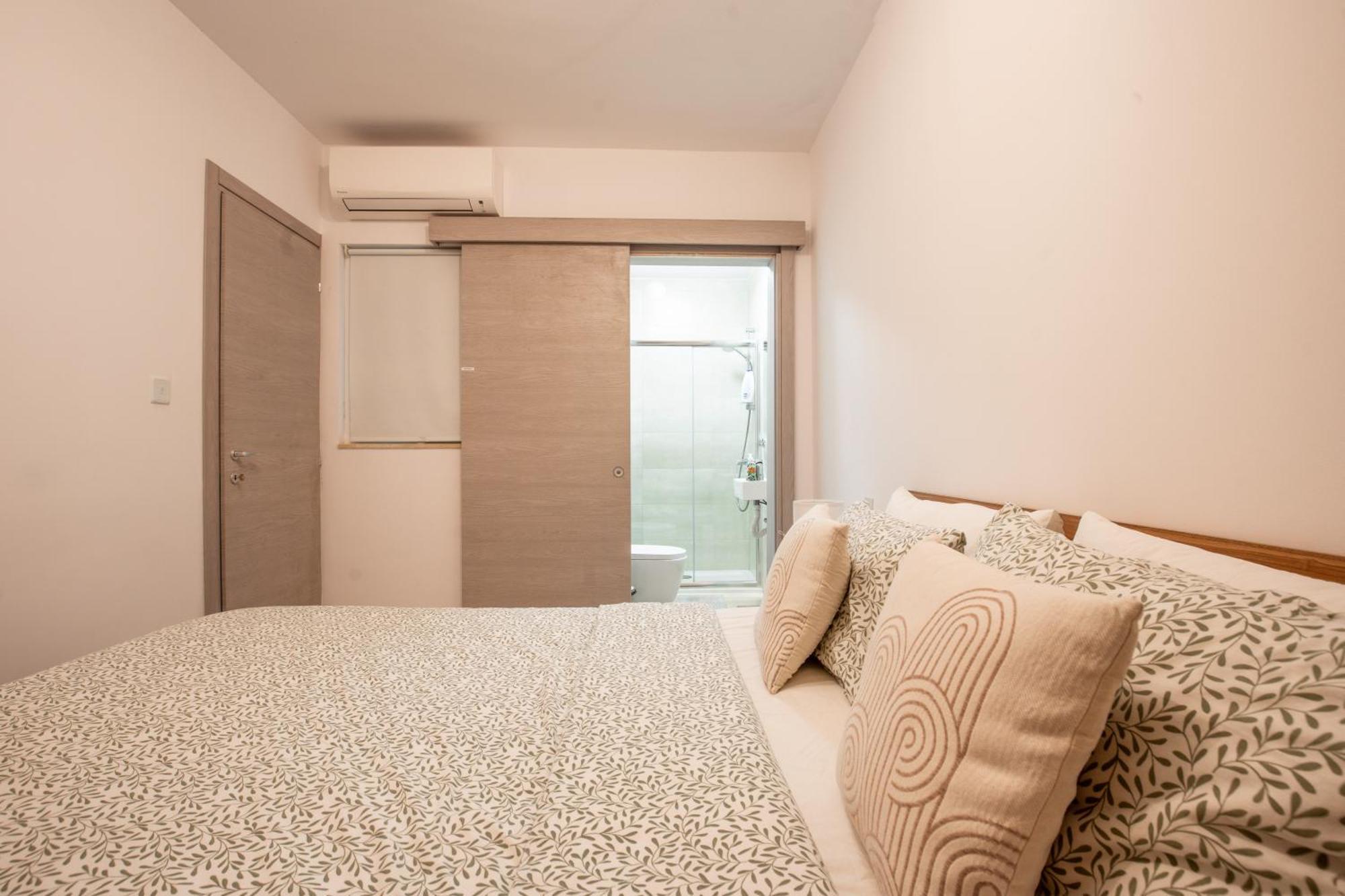 Brand New 2 Bed 2 Bath Apartment In Sliema By The Sea Екстериор снимка