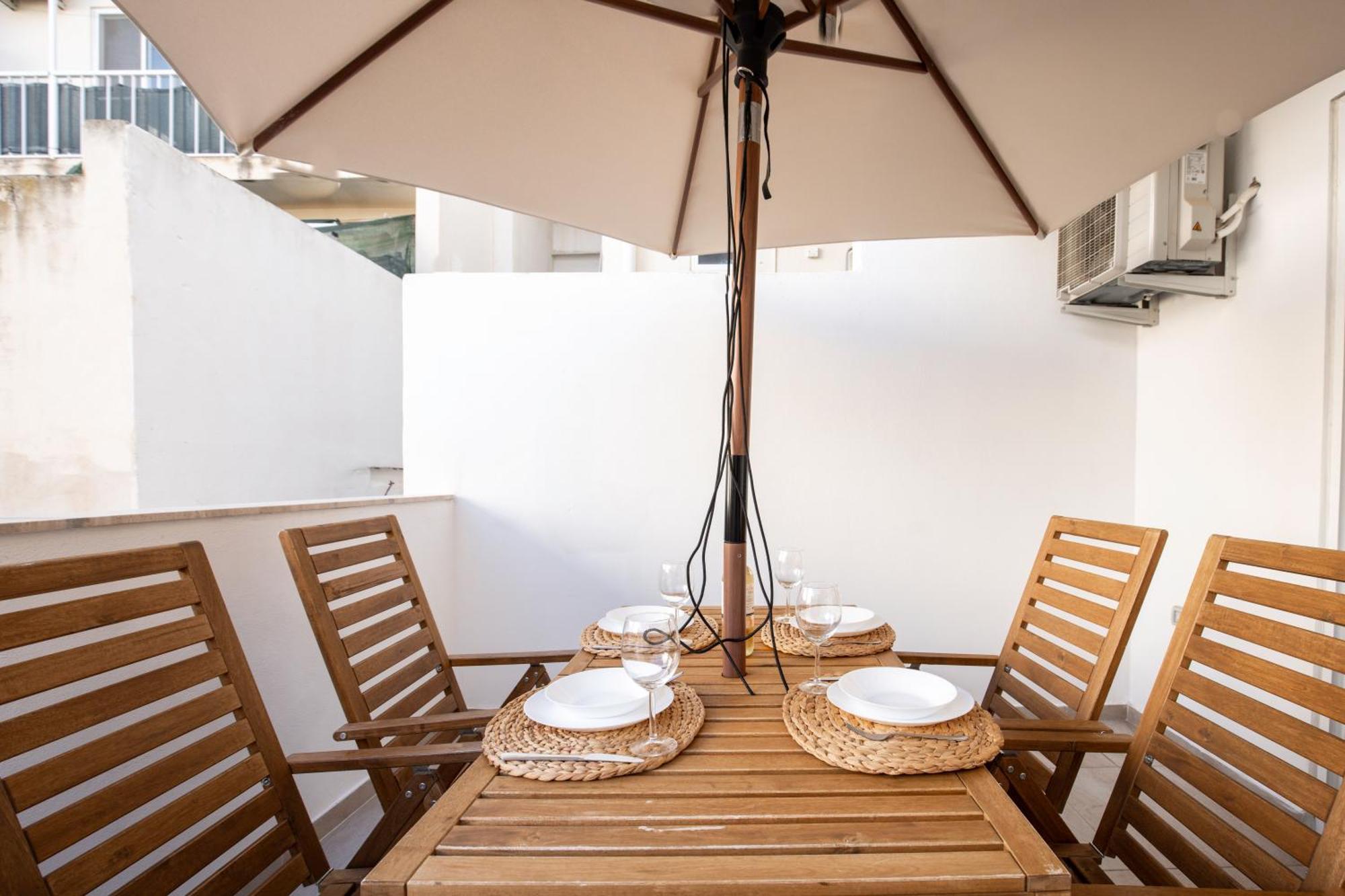 Brand New 2 Bed 2 Bath Apartment In Sliema By The Sea Екстериор снимка